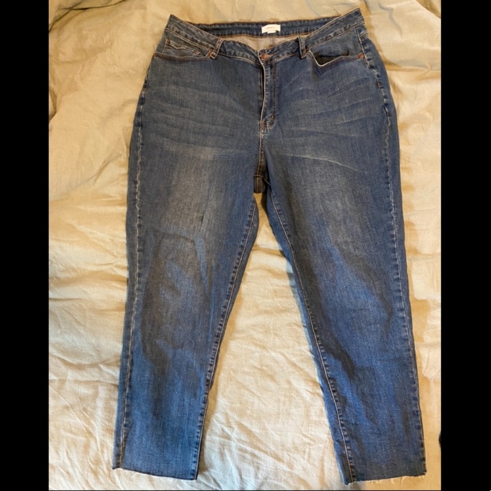 High waisted mom jeans